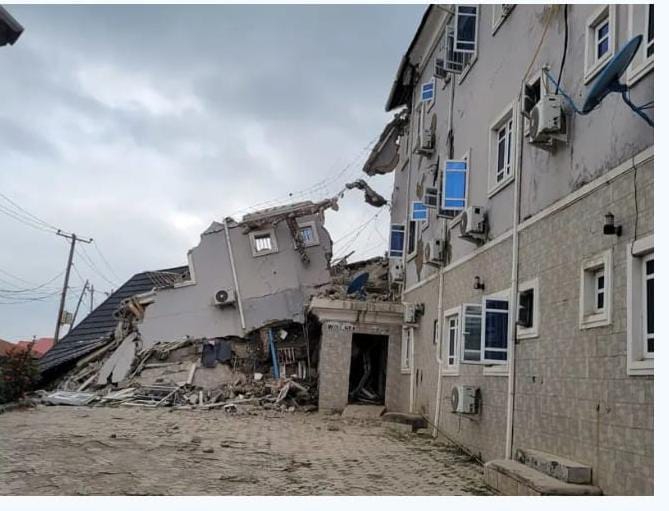 Just in: Several trapped as another two-storey building collapses in Abuja