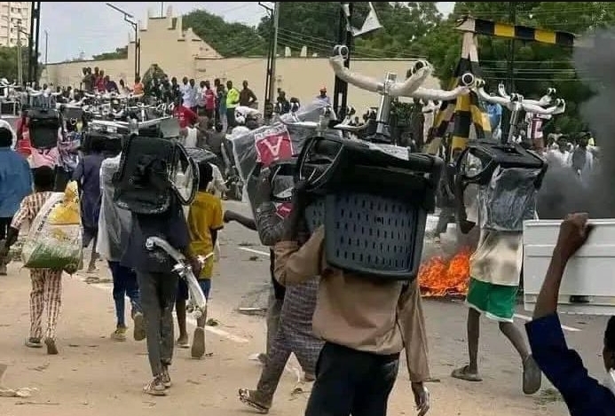 #EndBadGovernanceProtest: Protesters vandalise,  loot Kano ICT Park