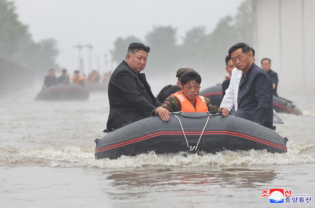 Flood: N/Korean leader, Kim Jong-Un executes 30 officials over flooding that killed 4000 people