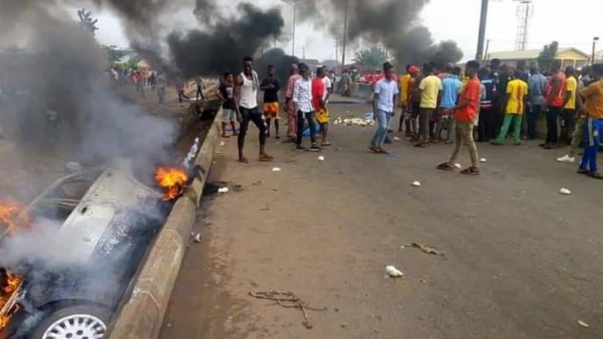 Tragedy as 30 passengers are burnt to death in Ondo accident