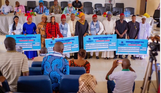 Windfall for Oworo as Dangote Cement extends scholarship to students in tertiary institutions