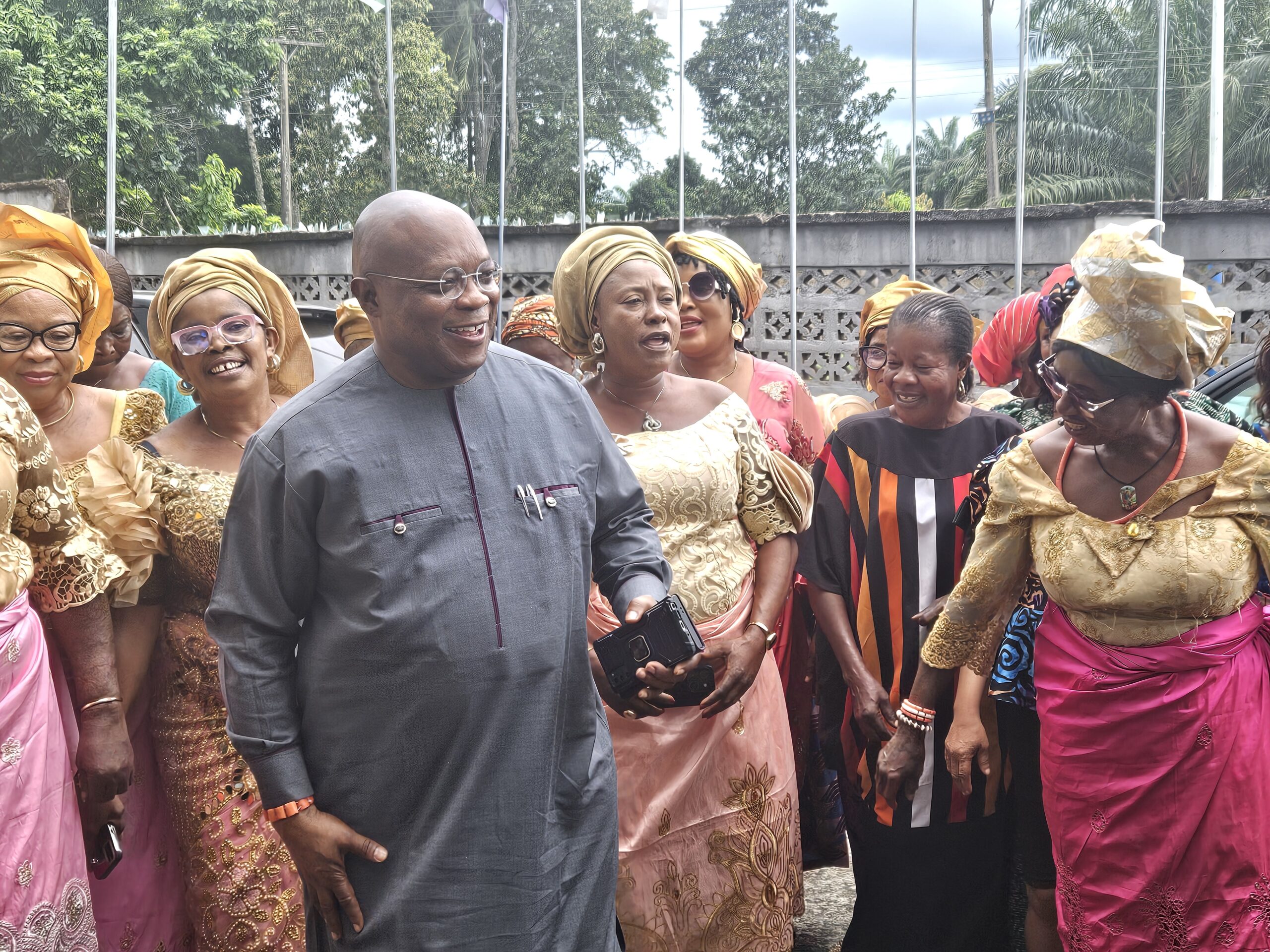 Onyirimba mobilises Okigwe leaders for a new development agenda